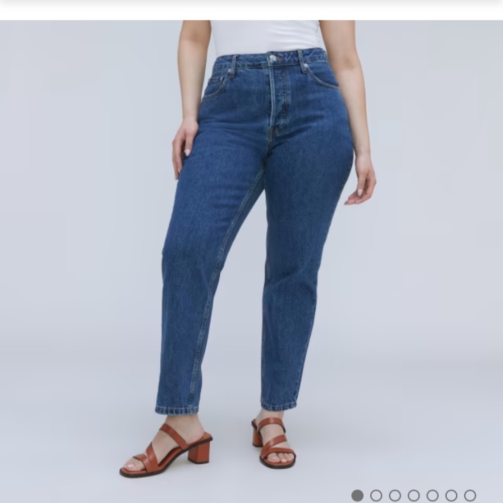 Everlane curvy 90’s cheeky straight jean